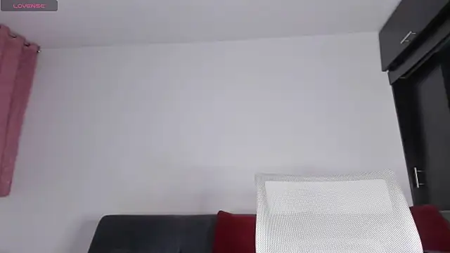 Beatricez1 online show from April 21, 2026, 2:51 am