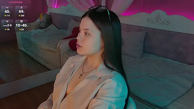 BonieSmith online show from April 21, 2026, 6:41 am