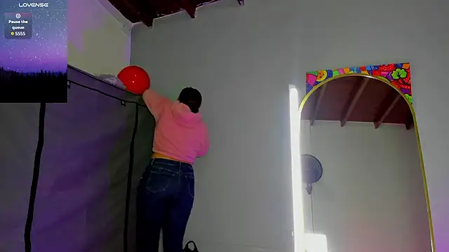 Zaphiro  Sky online show from February 17, 2026, 8:33 am