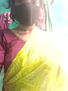 Snapshot of Desi_Couple_P chatting on May 24, 2026, 12:21 pm Desi Couple P online show from May 24, 2026, 12:21 pm