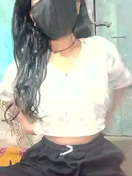 Snapshot of Desi_Couple_P chatting on May 28, 2026, 2:47 pm Desi Couple P online show from May 28, 2026, 2:47 pm