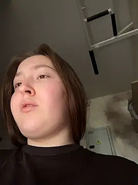 LixuryBaby online show from February 25, 2026, 10:03 am