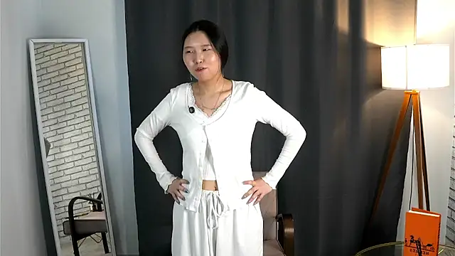 VernaBethke online show from February 15, 2026, 3:36 am