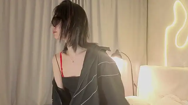 BeatrisRosel online show from February 20, 2026, 6:30 pm