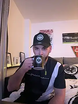 xxxsharkexxx online show from February 21, 2026, 8:32 pm