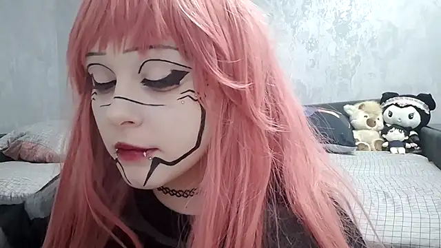 NaomiJess online show from April 13, 2026, 12:38 am