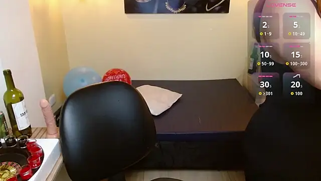 Eve Bennett online show from April 20, 2026, 6:31 pm