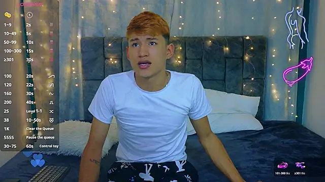 NicolasTorrez online show from April 19, 2026, 3:28 am