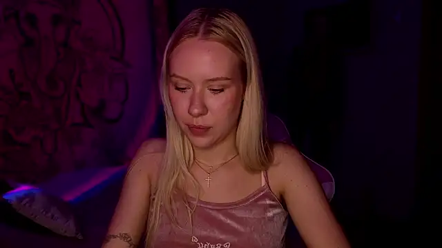 pureeangel online show from March 5, 2026, 6:48 pm