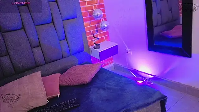 kiitydoll online show from February 18, 2026, 7:32 pm