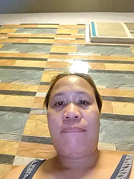 squirtshantal online show from February 22, 2026, 12:26 pm