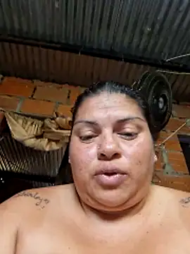 Juli Powl online show from April 18, 2026, 7:58 pm