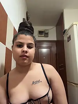 Vivike234 online show from February 22, 2026, 7:01 pm