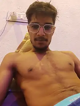 Snapshot of kaushikhotty chatting on June 11, 2026, 10:13 am kaushikhotty online show from June 11, 2026, 10:13 am