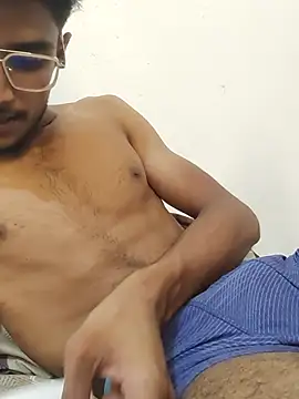 Snapshot of kaushikhotty chatting on June 21, 2026, 3:03 pm kaushikhotty online show from June 21, 2026, 3:03 pm