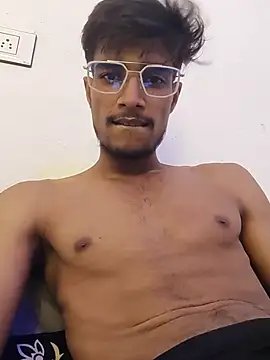 Snapshot of kaushikhotty chatting on July 11, 2026, 8:39 am kaushikhotty online show from July 11, 2026, 8:39 am