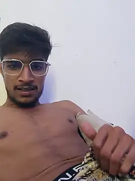 Snapshot of kaushikhotty chatting on July 11, 2026, 8:44 pm kaushikhotty online show from July 11, 2026, 8:44 pm