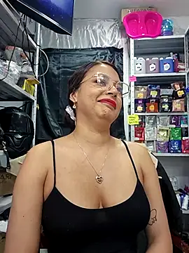 Snapshot of Ana__victoriaa chatting on May 5, 2026, 9:12 pm Ana victoriaa online show from May 5, 2026, 9:12 pm