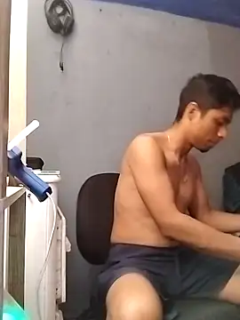 URALZERO420CLOUDS online show from February 28, 2026, 6:58 am