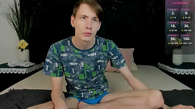 Snapshot of Erick_Wilson chatting on December 14, 2025, 5:57 am Erick Wilson online show from December 14, 2025, 5:57 am