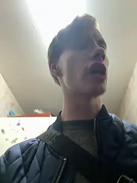 Snapshot of Erick_Wilson chatting on December 18, 2025, 6:52 am Erick Wilson online show from December 18, 2025, 6:52 am