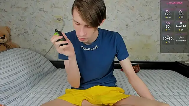 Snapshot of Erick_Wilson chatting on February 21, 2026, 7:53 am Erick Wilson online show from February 21, 2026, 7:53 am