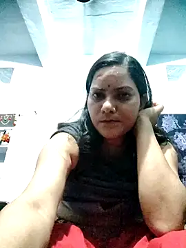 Anushka Singh0 online show from April 18, 2026, 4:33 pm