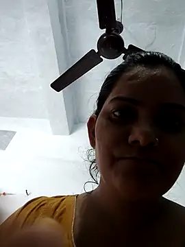 Snapshot of Anushka_Singh0 chatting on June 18, 2026, 5:19 am Anushka Singh0 online show from June 18, 2026, 5:19 am