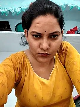 Snapshot of Anushka_Singh0 chatting on July 1, 2026, 4:03 am Anushka Singh0 online show from July 1, 2026, 4:03 am