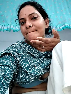 Snapshot of Anushka_Singh0 chatting on July 2, 2026, 3:23 am Anushka Singh0 online show from July 2, 2026, 3:23 am