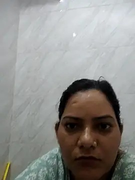 Snapshot of Anushka_Singh0 chatting on July 18, 2026, 12:59 am Anushka Singh0 online show from July 18, 2026, 12:59 am