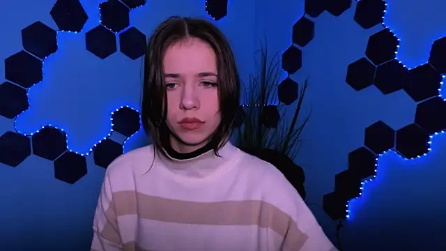 cleo cool online show from February 24, 2026, 9:51 am