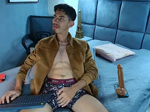 Snapshot of skinny_jean_ chatting on May 30, 2026, 2:25 pm skinny jean online show from May 30, 2026, 2:25 pm