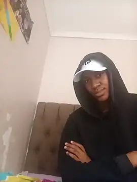 Leroyhotess online show from March 13, 2026, 3:07 pm