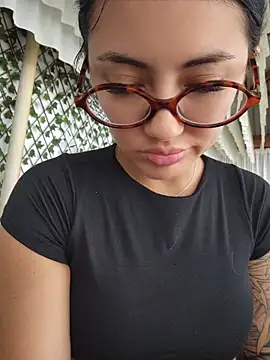 Roma xxx online show from April 19, 2026, 8:44 pm