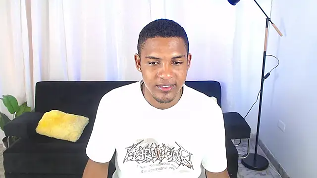 MaxCum18  online show from February 14, 2026, 2:25 pm