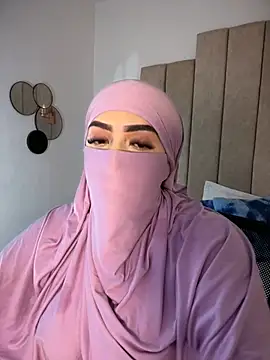 rashaaa  online show from April 7, 2026, 1:50 am