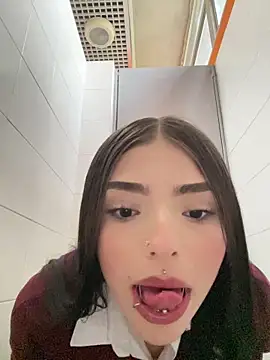 Gatita Only17 online show from March 10, 2026, 8:36 pm