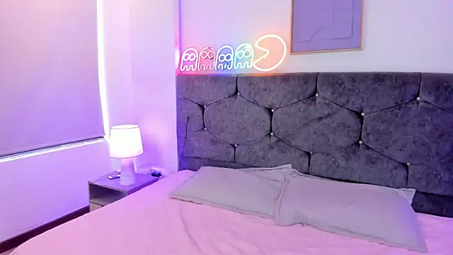 Megan Morphy online show from March 21, 2026, 2:09 pm