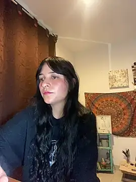 Abril Thompson221 online show from June 13, 2026, 11:35 pm