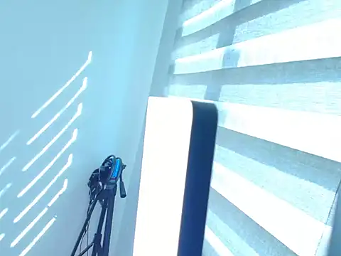 DollsKiara online show from April 24, 2026, 8:22 pm