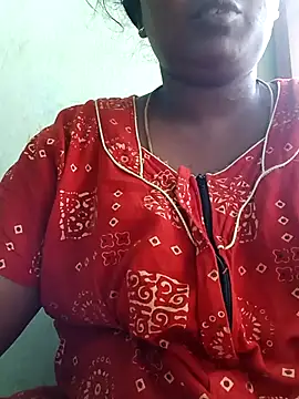 tamilkaviya431 online show from April 22, 2026, 1:52 am