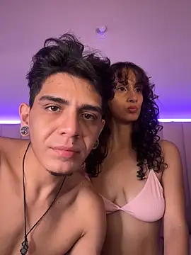 abrilandjulian online show from March 18, 2026, 12:08 pm