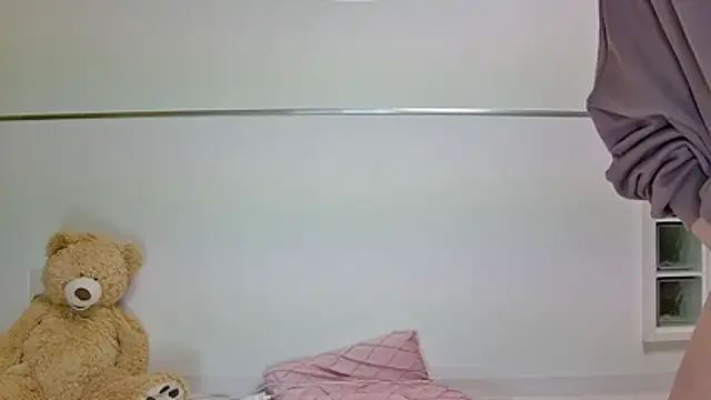 YUNA-66 online show from April 11, 2026, 11:14 am