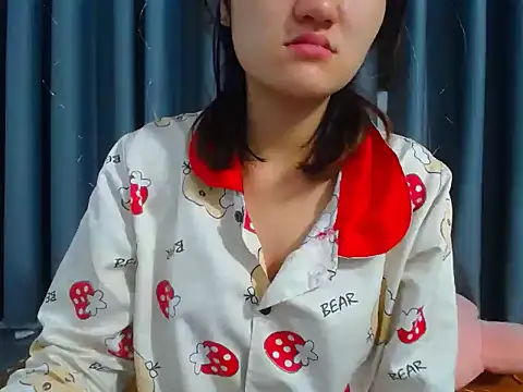 Lunababty online show from March 6, 2026, 7:43 pm