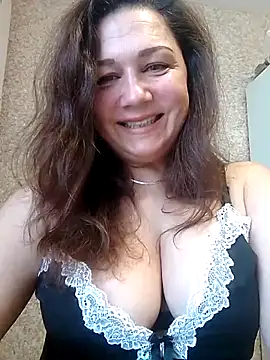 Susan8421 online show from April 21, 2026, 5:25 am