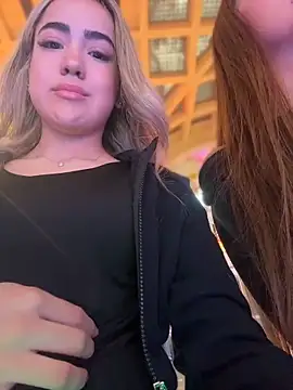 bellabarbiex online show from April 13, 2026, 5:29 pm