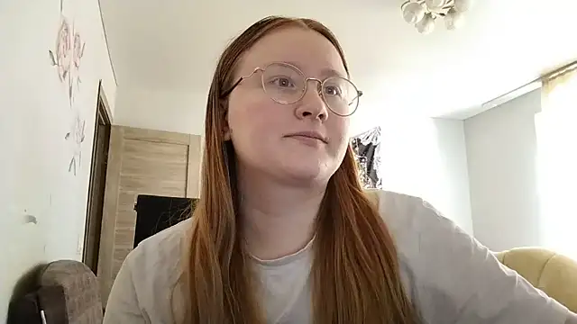 AnikaLipps online show from July 2, 2026, 12:00 pm