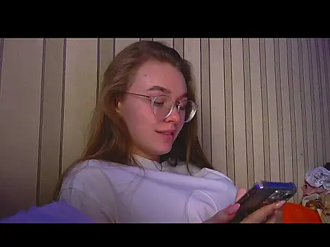 melissashineee online show from February 19, 2026, 10:11 am