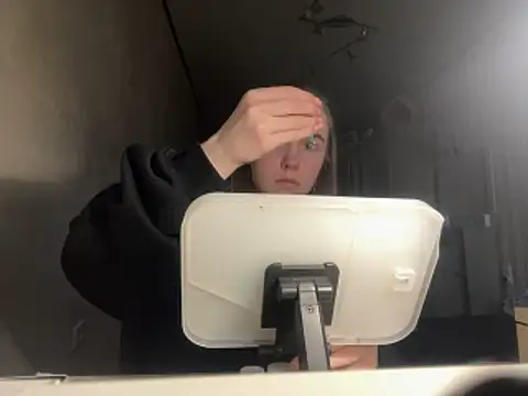 melissashineee online show from February 27, 2026, 11:54 am